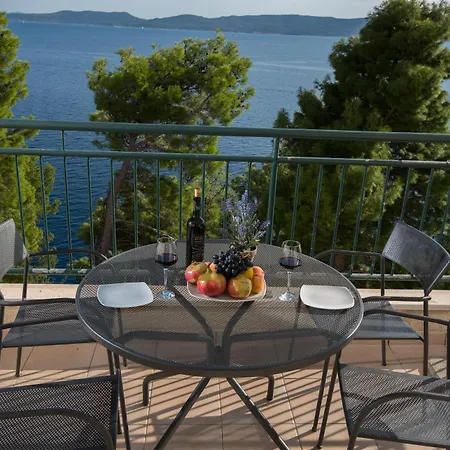 Andrea - Beachfront & Sea-view Terrace Apartamento *