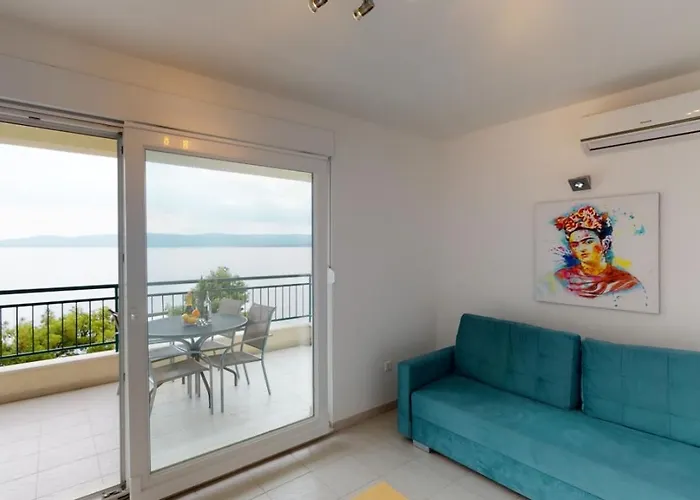 شقة Andrea - Beachfront & Sea-view Terrace Marusici (Split-Dalmatia)