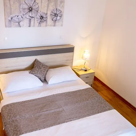 Apartmán Andrea - Beachfront & Sea-view Terrace