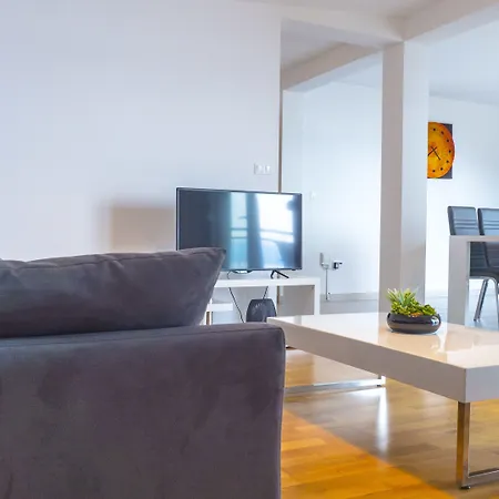 Andrea - Beachfront & Sea-view Terrace *