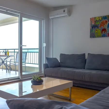 Andrea - Beachfront & Sea-view Terrace Marusici (Split-Dalmatia)