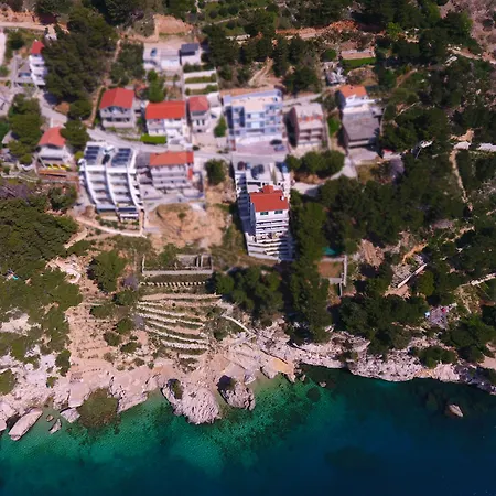 Andrea - Beachfront & Sea-view Terrace Lejlighed *