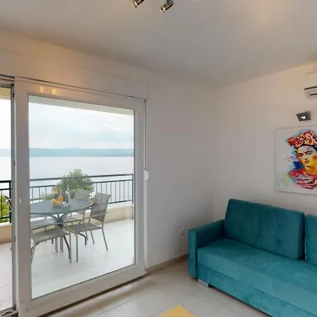 Lejlighed Andrea - Beachfront & Sea-view Terrace Marusici (Split-Dalmatia)