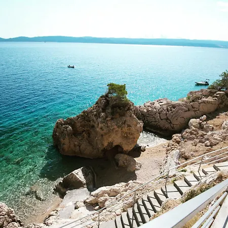 Andrea - Beachfront & Sea-view Terrace * Marusici (Split-Dalmatia)